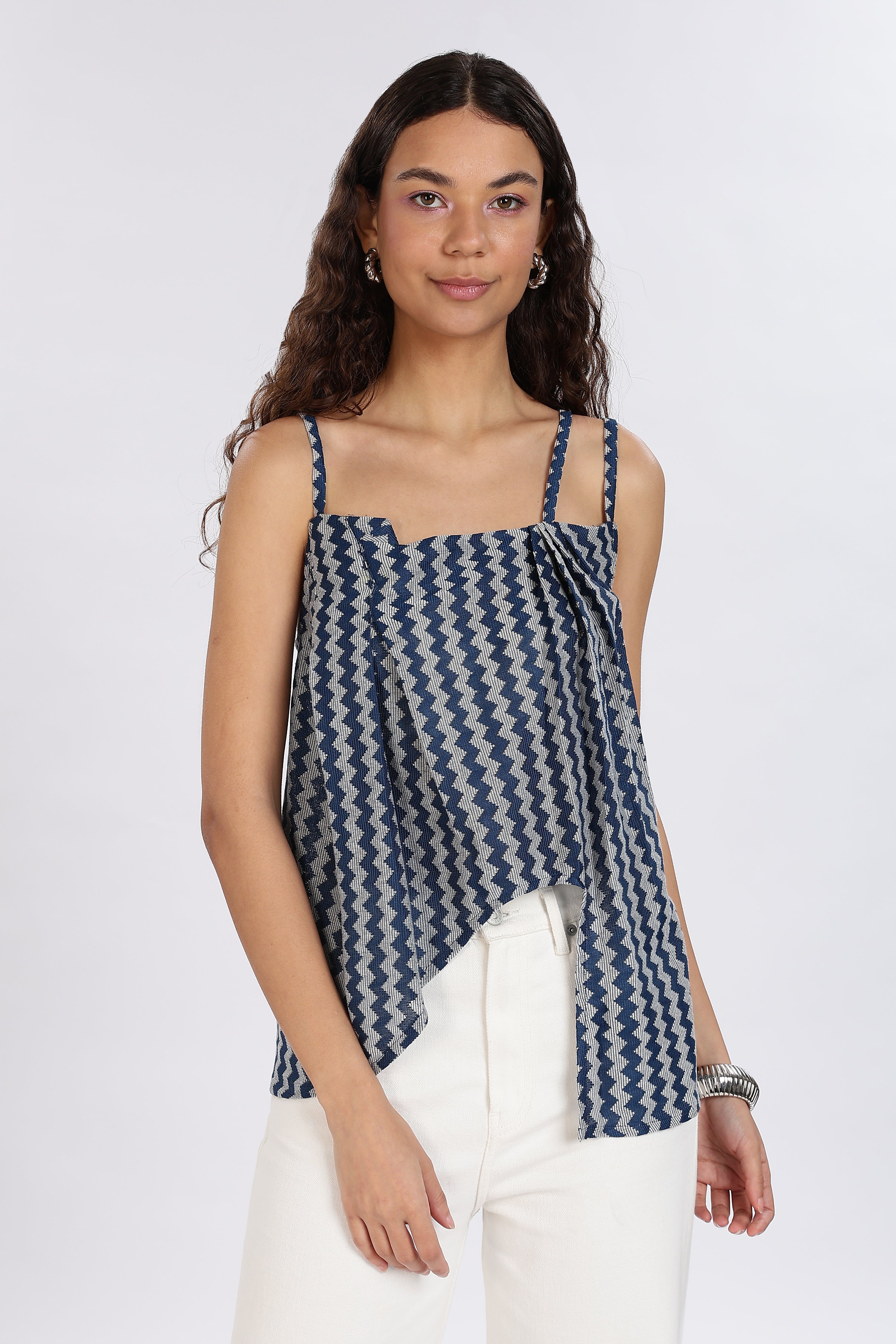 ZIGZAG KNITTED TOP-BLUE