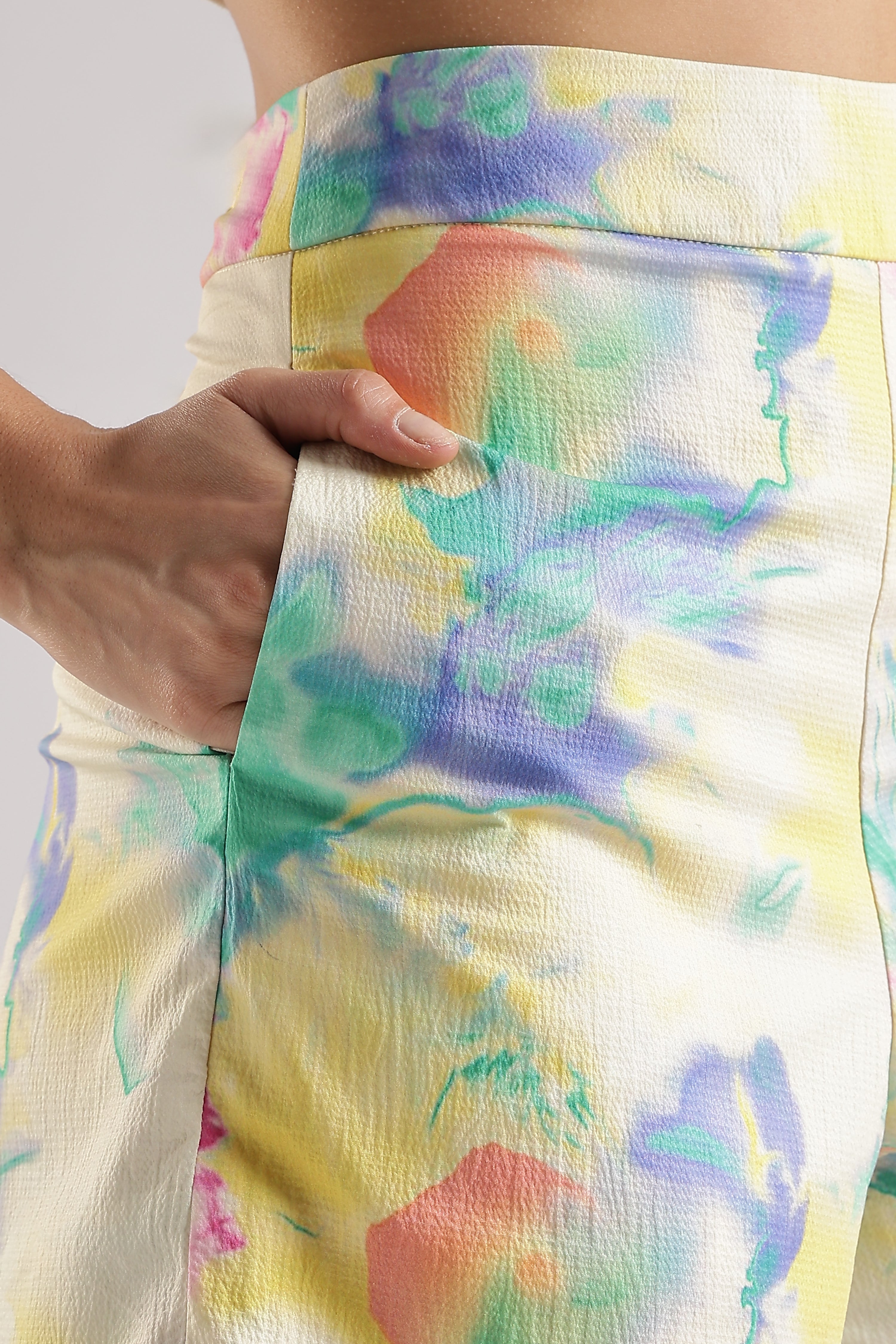 MARBLE PRINT HOT PANT